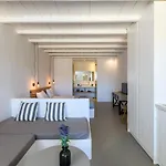 Ultramare Superior With Seaview Apartament *